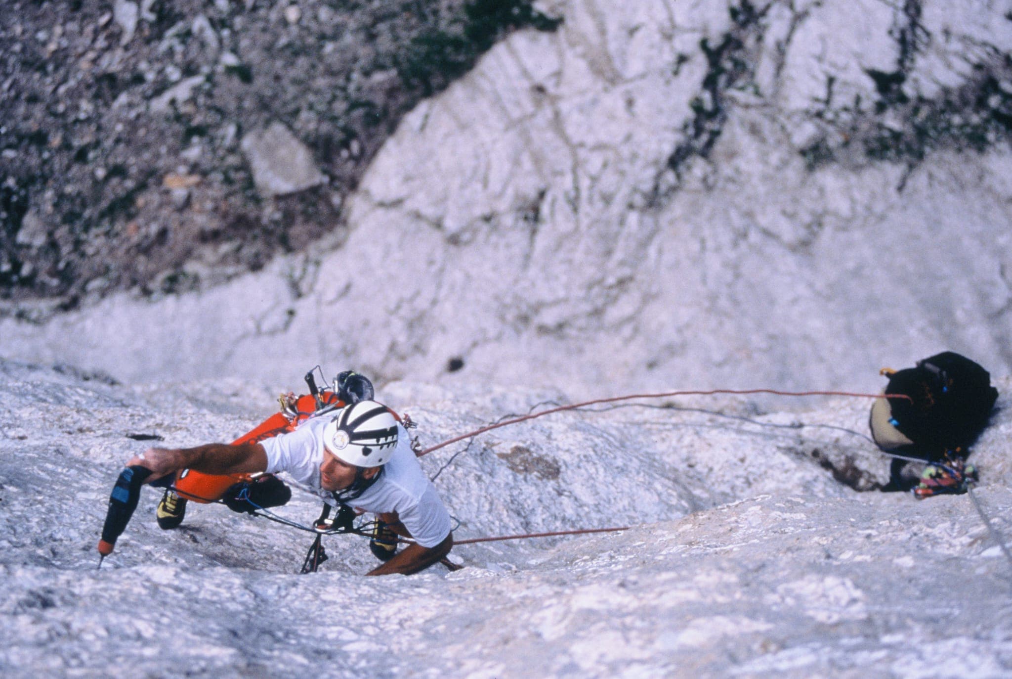 Workshop di chiodatura dal basso